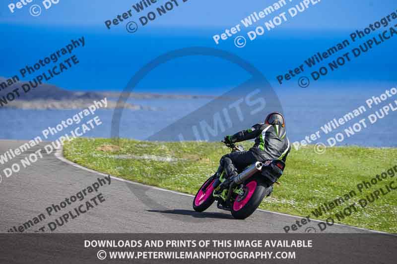 anglesey no limits trackday;anglesey photographs;anglesey trackday photographs;enduro digital images;event digital images;eventdigitalimages;no limits trackdays;peter wileman photography;racing digital images;trac mon;trackday digital images;trackday photos;ty croes